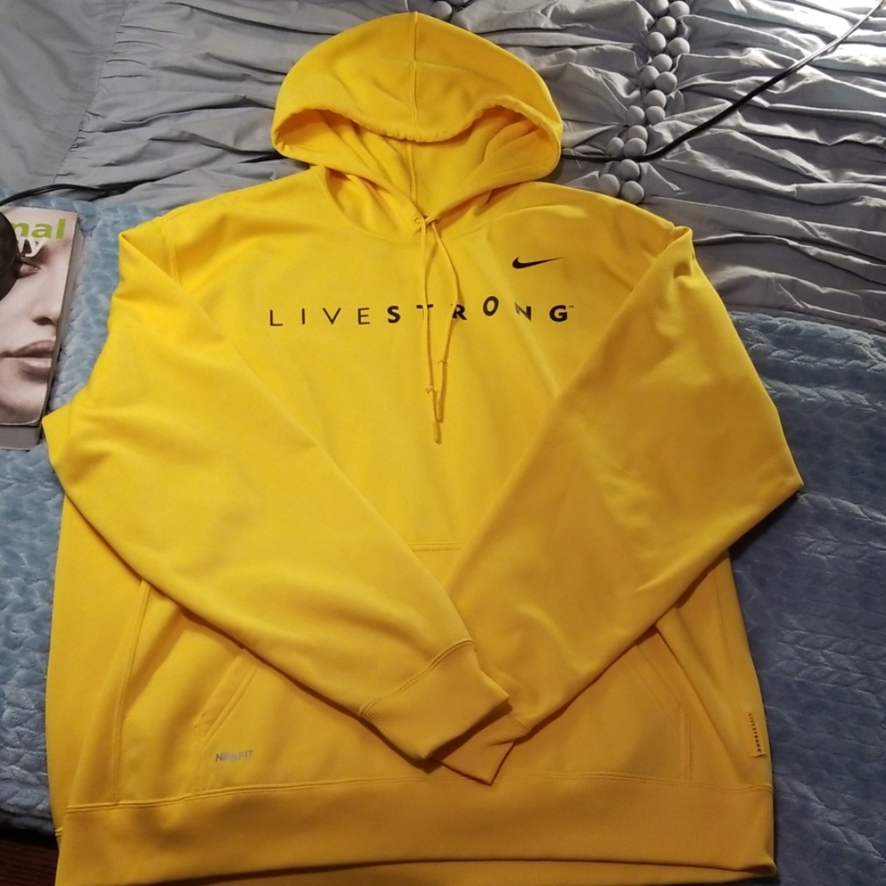 Men's Nike XL Live Strong Sweatshirt